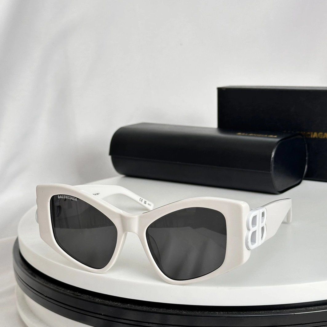 Classic 9726 Balenciaga AAA Quality Sunglasses