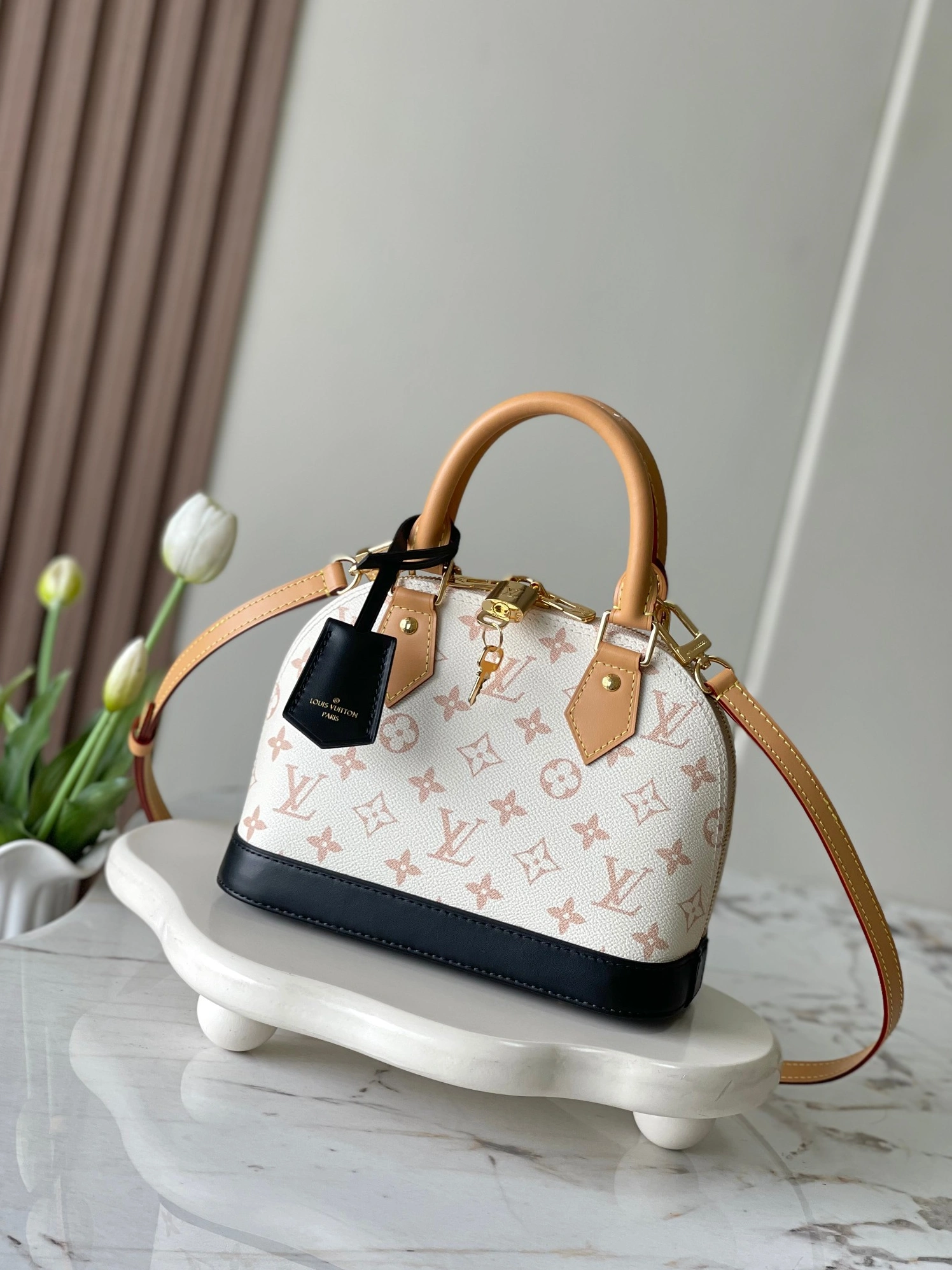 Classic 9809 Louis Vuitton AAA Quality Handbags For Women