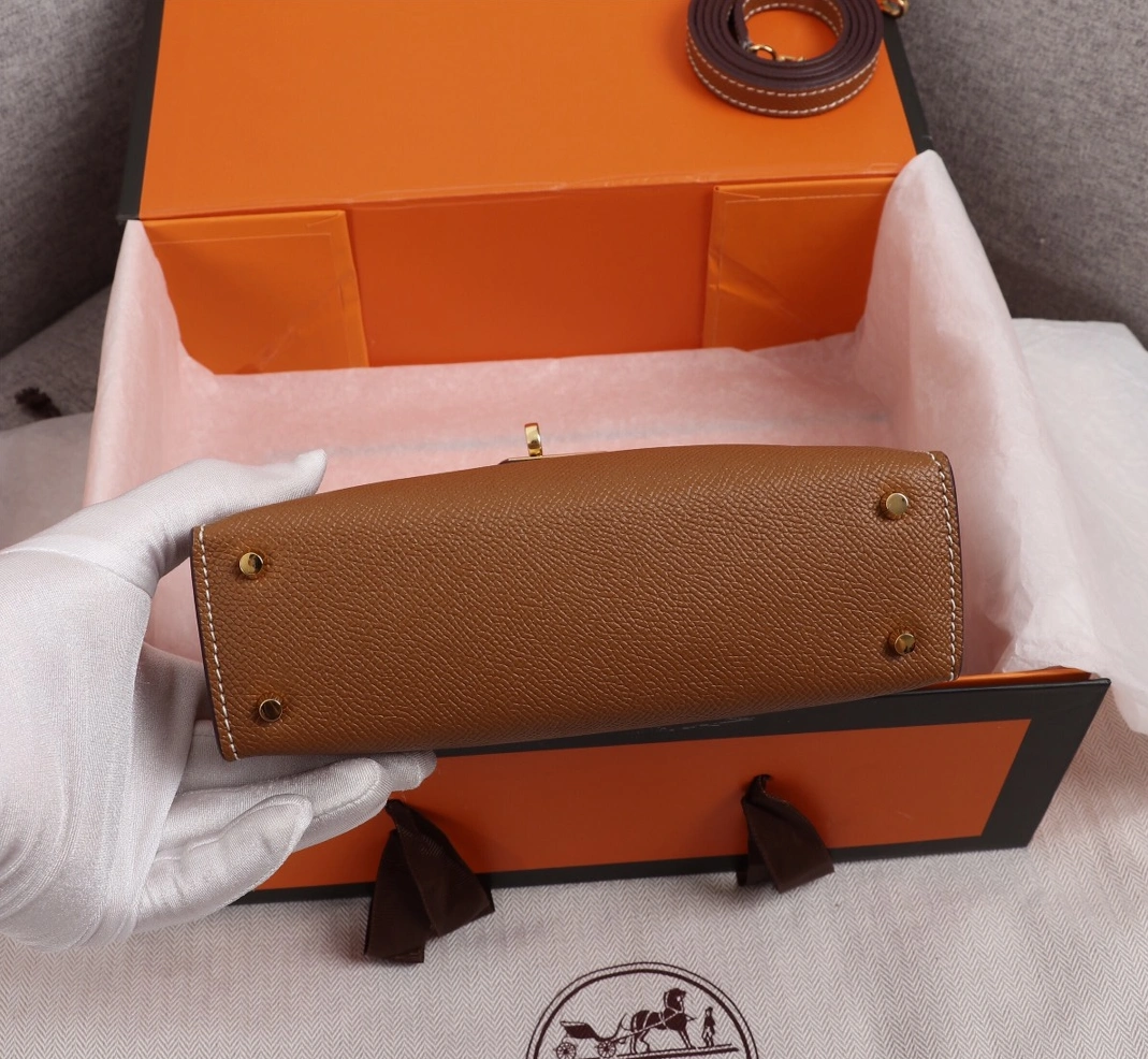 Classic 9811 Hermes AAA Quality Messenger Bags For Women