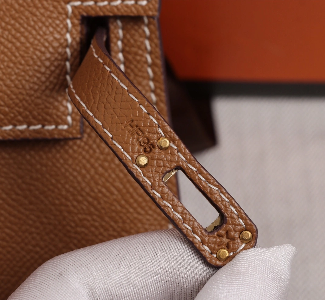 Classic 9811 Hermes AAA Quality Messenger Bags For Women