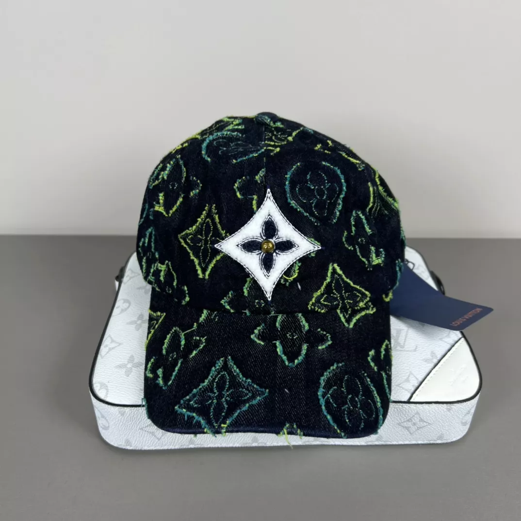 Classic 9928 Louis Vuitton LV Caps