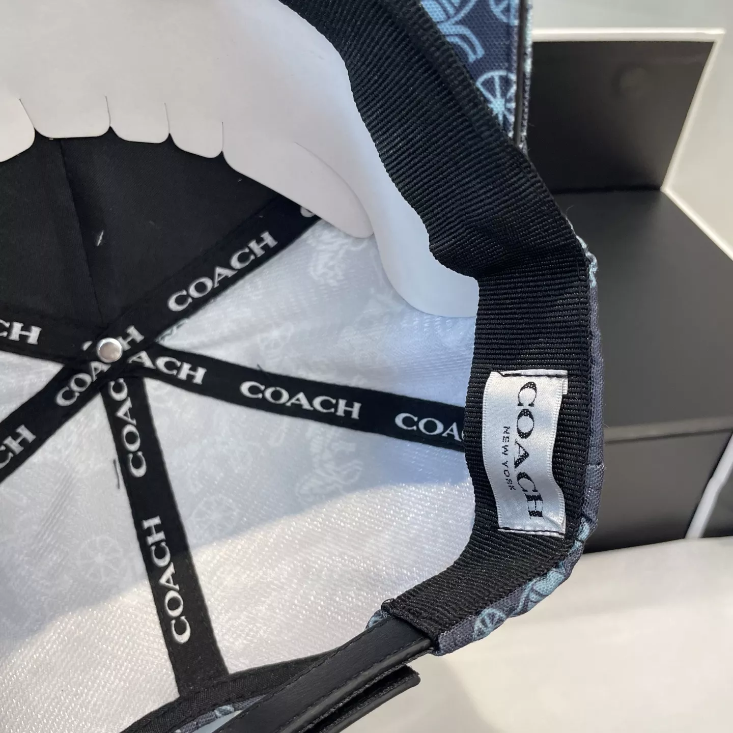 Coach Caps Fashionable 8040