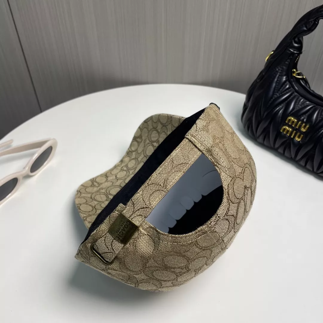 Coach Caps HighQuality 895