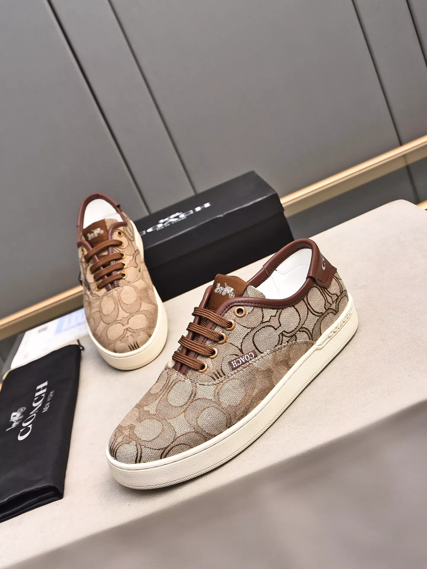 Coach Fashion Shoes For Men EyeCatching 9525