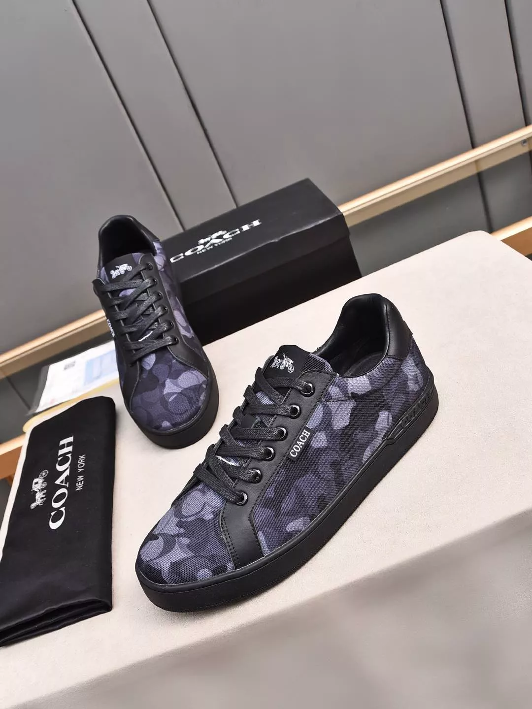 Coach Fashion Shoes For Men ModernLook 2092