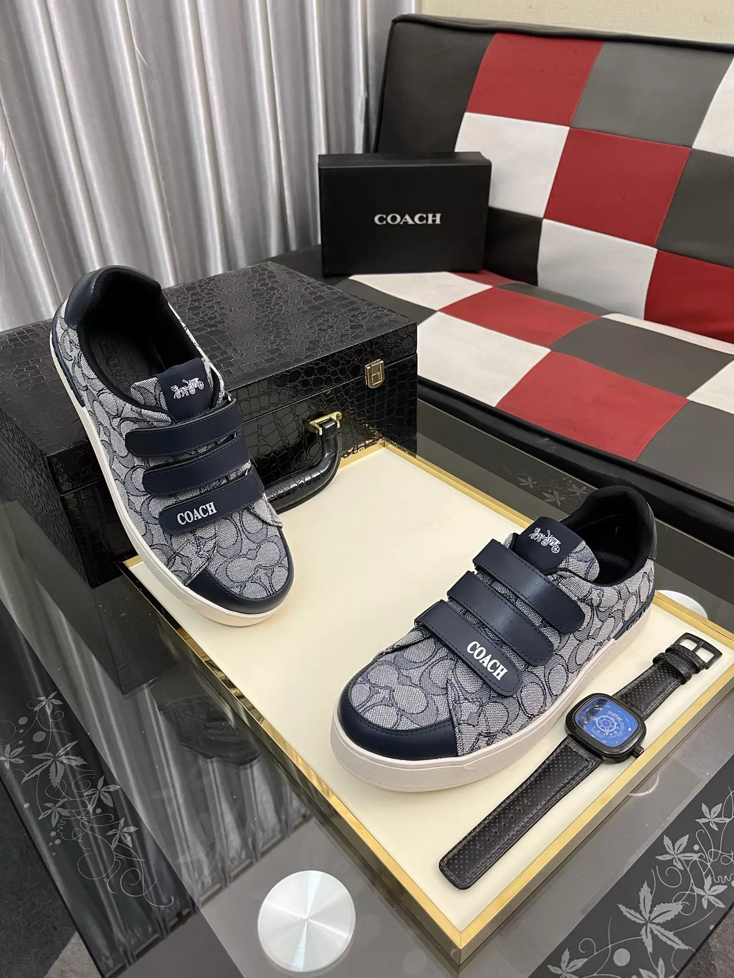 Coach Fashion Shoes For Men Stylish 2524