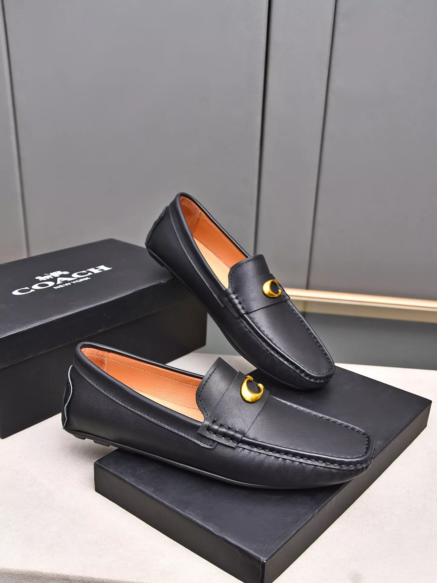 Coach Leather Shoes For Men Vibrant 591