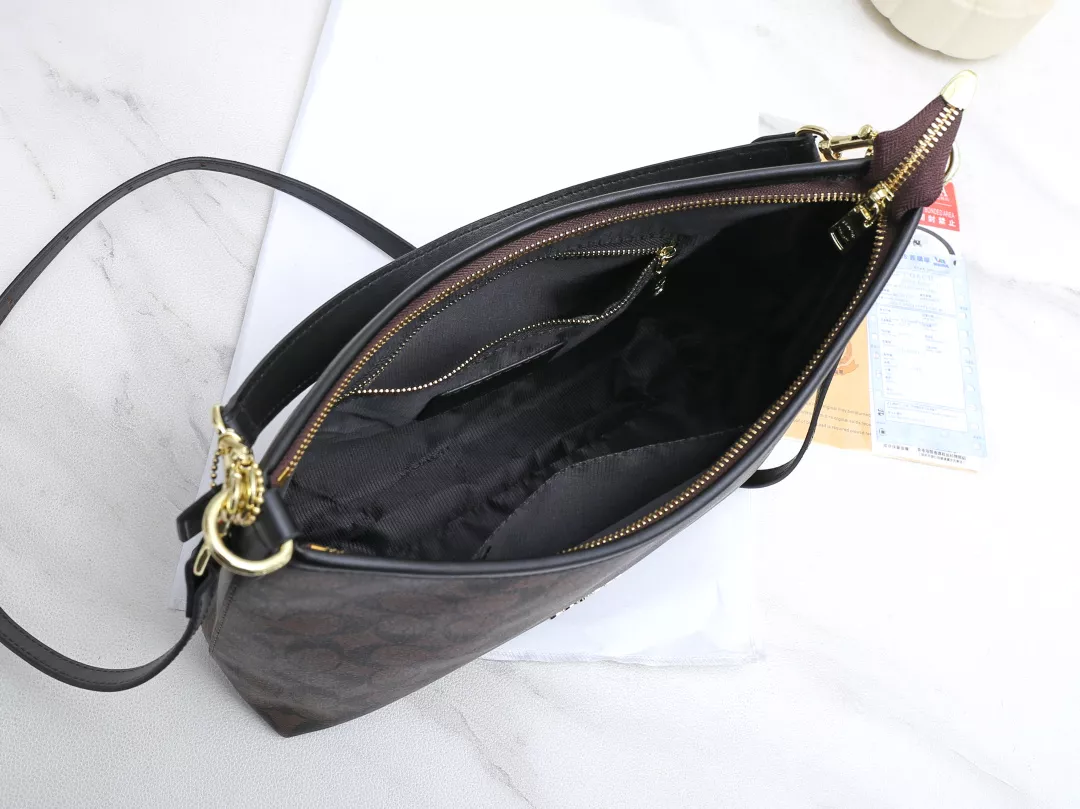Coach Messenger Bag For Women Elegant 5421