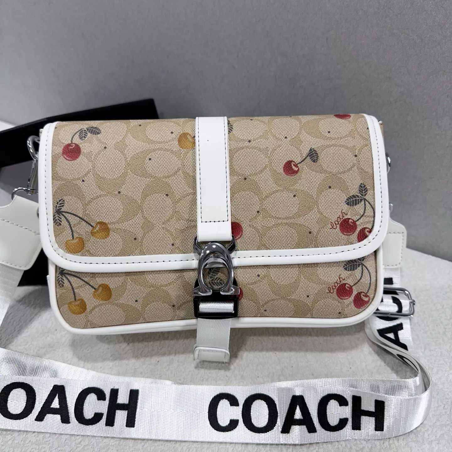 Coach Messenger Bag For Women Resilient 4013