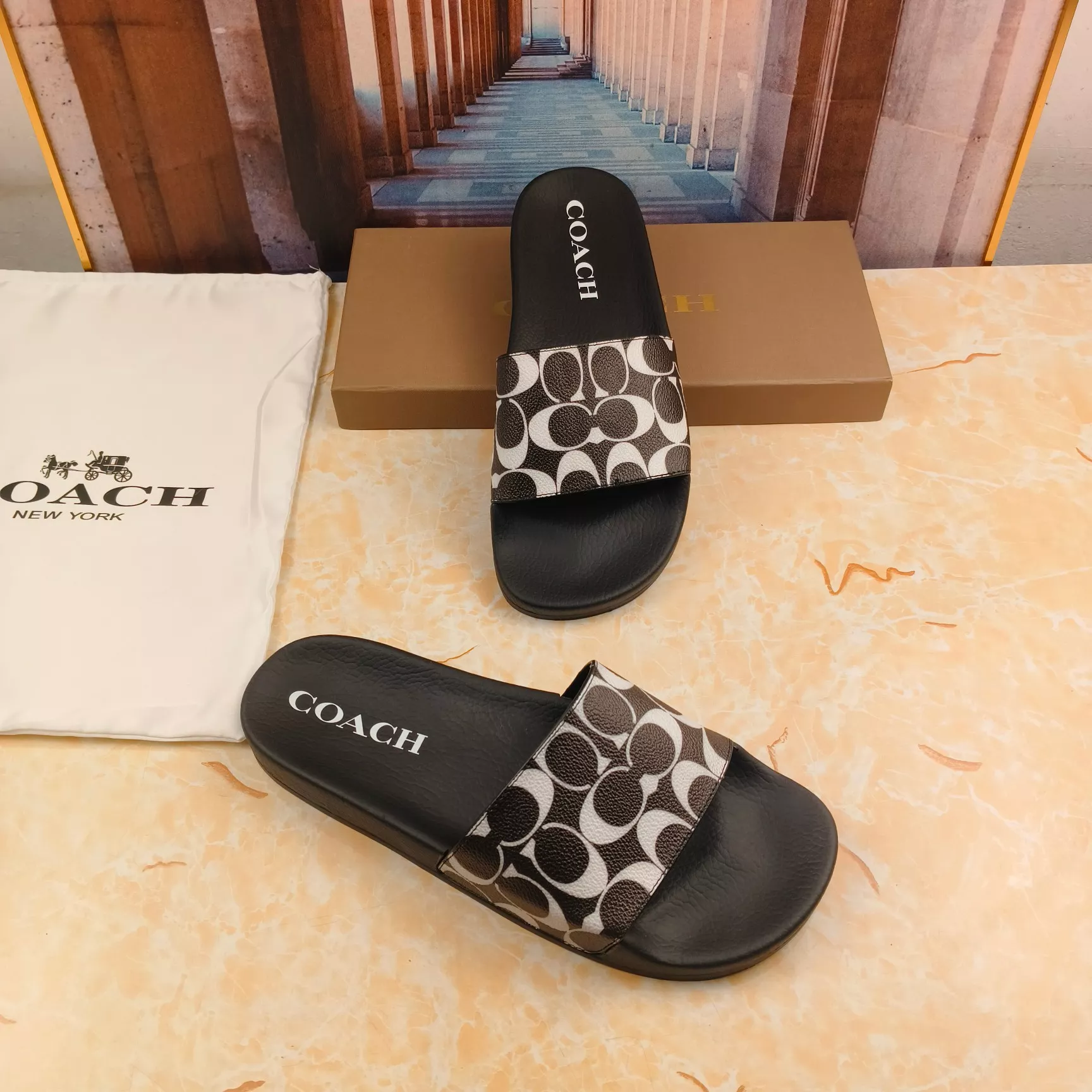 Coach Slippers For Men Durable 3639