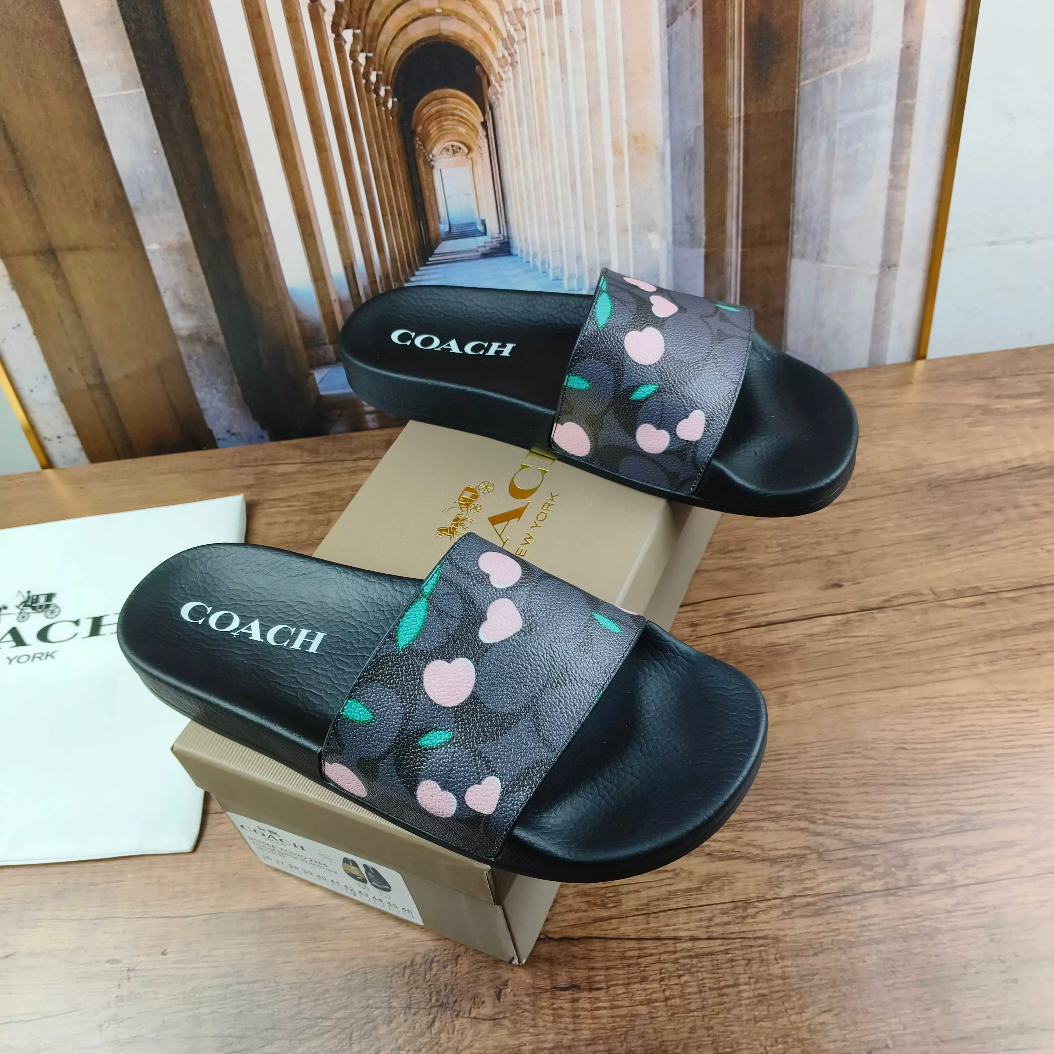 Coach Slippers For Women Compact 4564