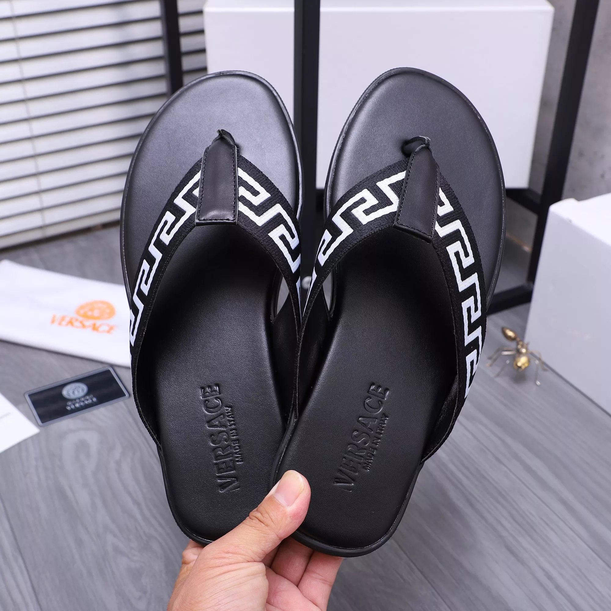 Comfortable 109 Versace Slippers For Men