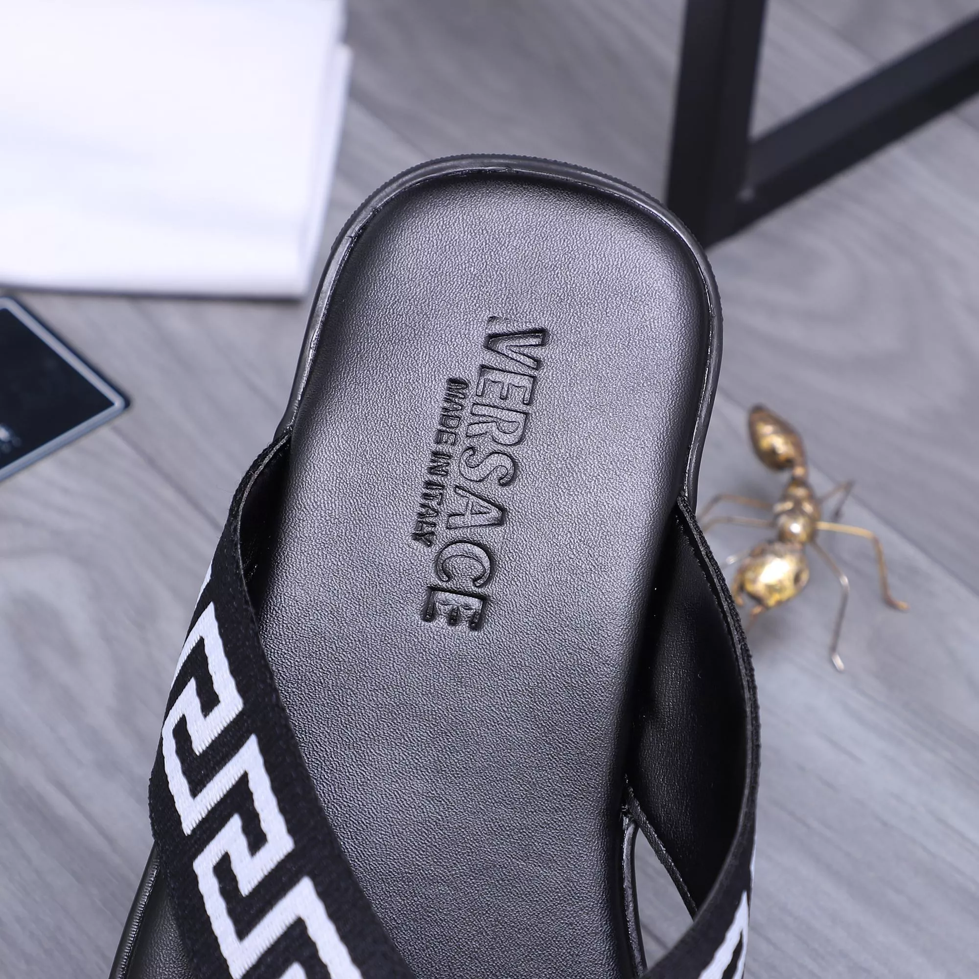 Comfortable 109 Versace Slippers For Men