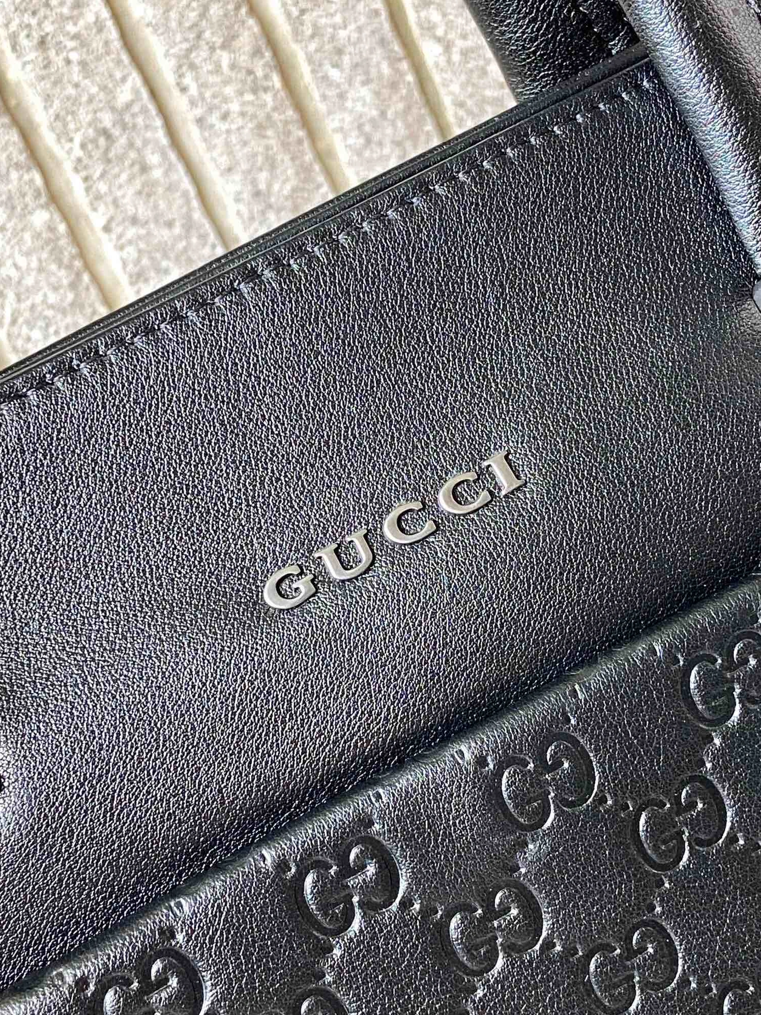 Comfortable 120 Gucci AAA Man Handbags