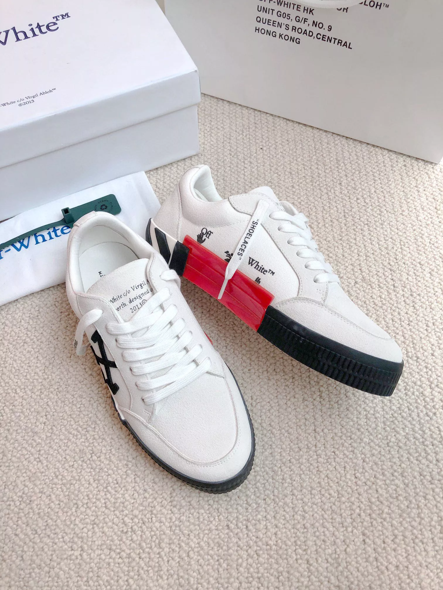 Comfortable 1260 Off-White Casual Shoes For Men