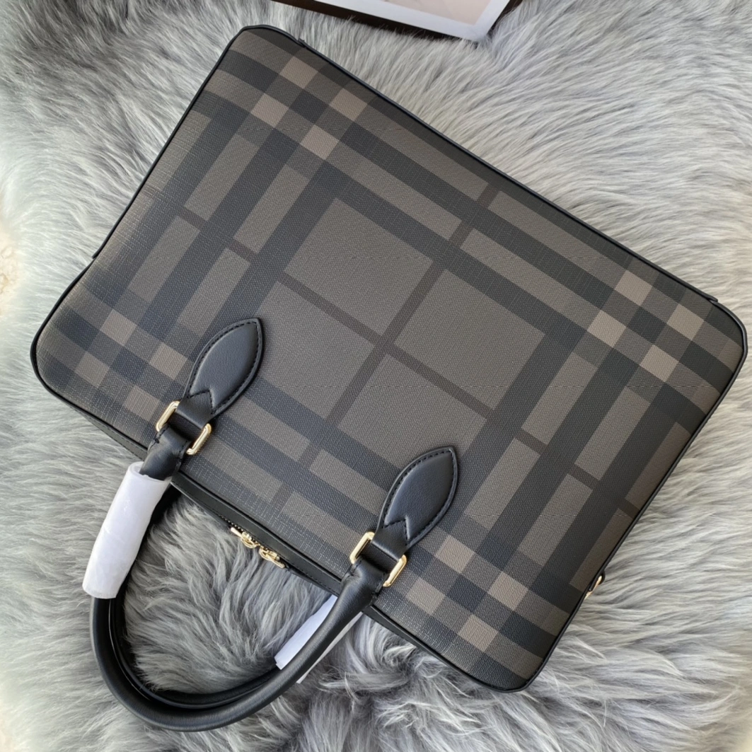 Comfortable 1292 Burberry AAA Man Handbags