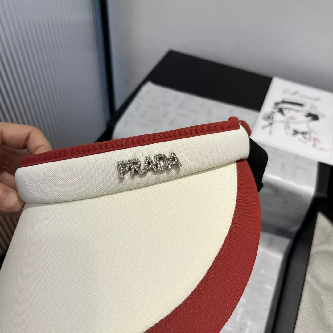 Comfortable 1366 Prada Caps