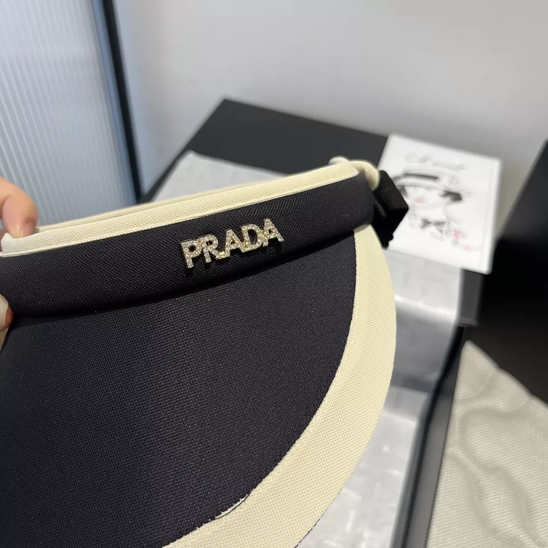 Comfortable 1370 Prada Caps