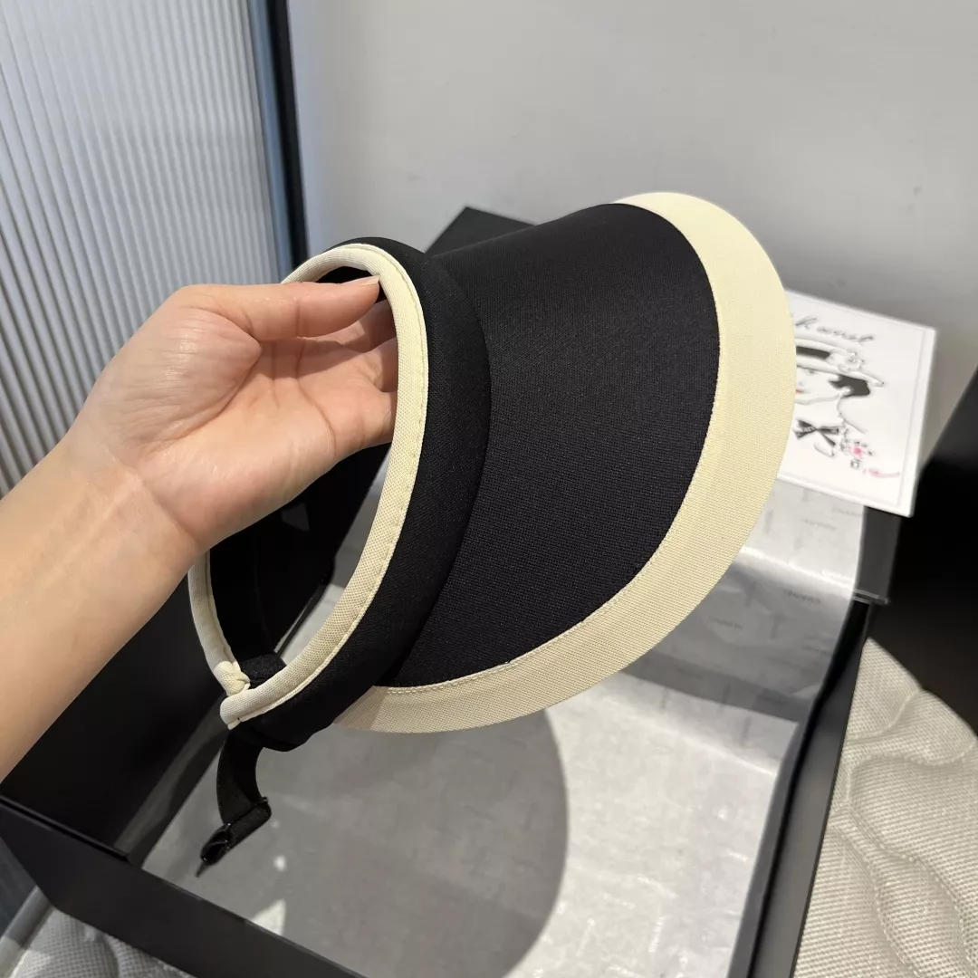 Comfortable 1370 Prada Caps