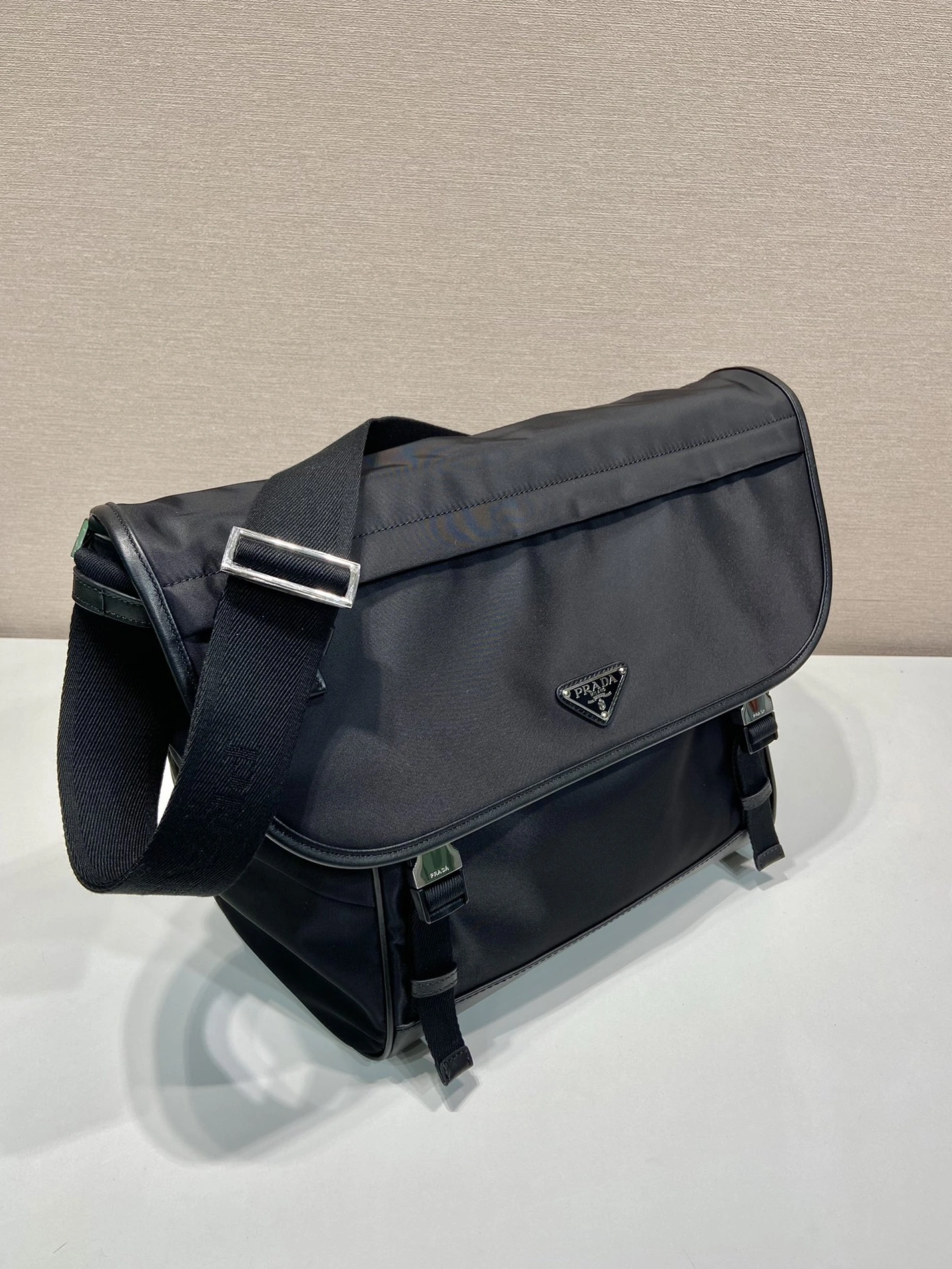 Comfortable 1515 Prada AAA Man Messenger Bags