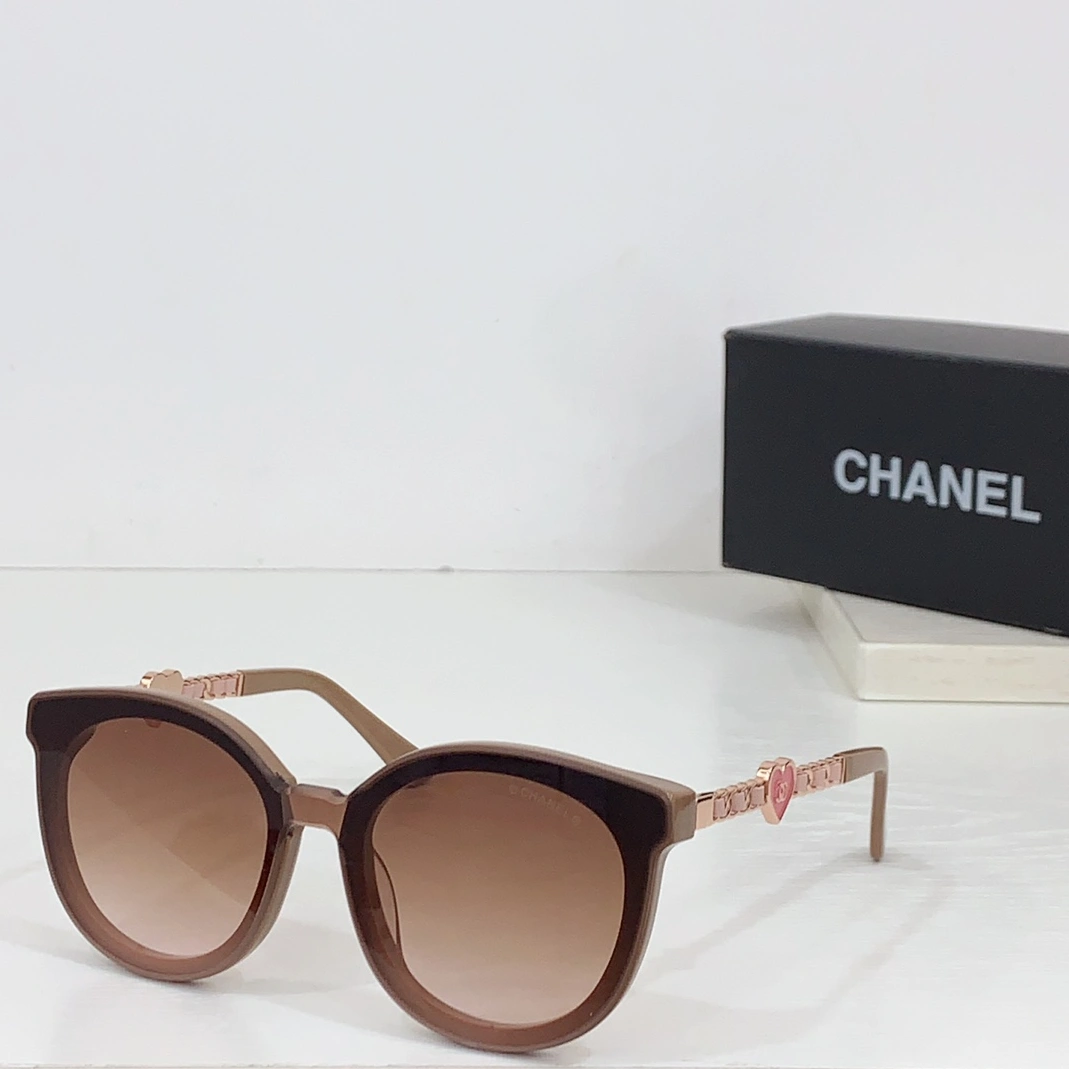 Comfortable 1639 Chanel AAA Quality Sunglasses