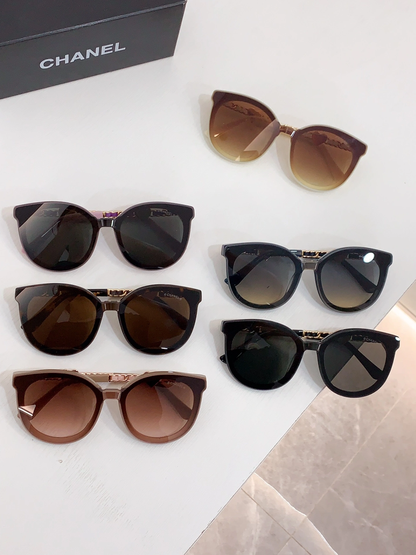 Comfortable 1639 Chanel AAA Quality Sunglasses