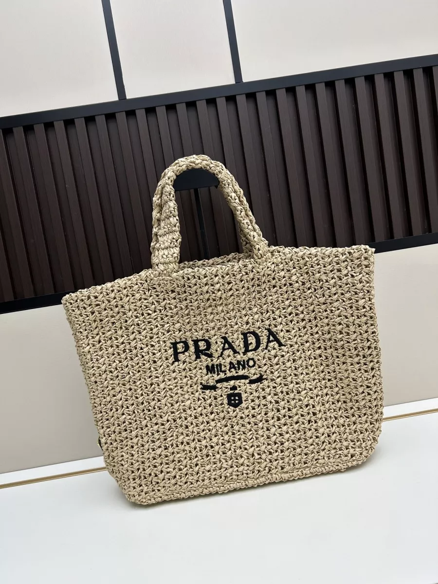 Comfortable 1667 Prada AAA Quality Handbags For Women