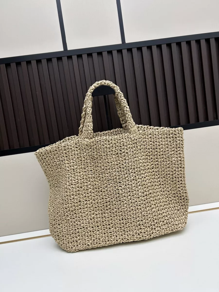 Comfortable 1667 Prada AAA Quality Handbags For Women