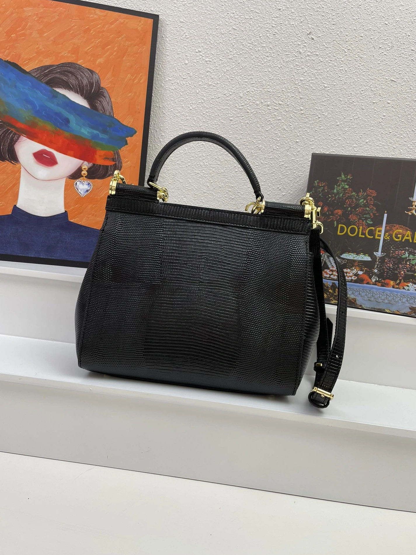 Comfortable 1687 Dolce & Gabbana AAA Quality Handbags For Women