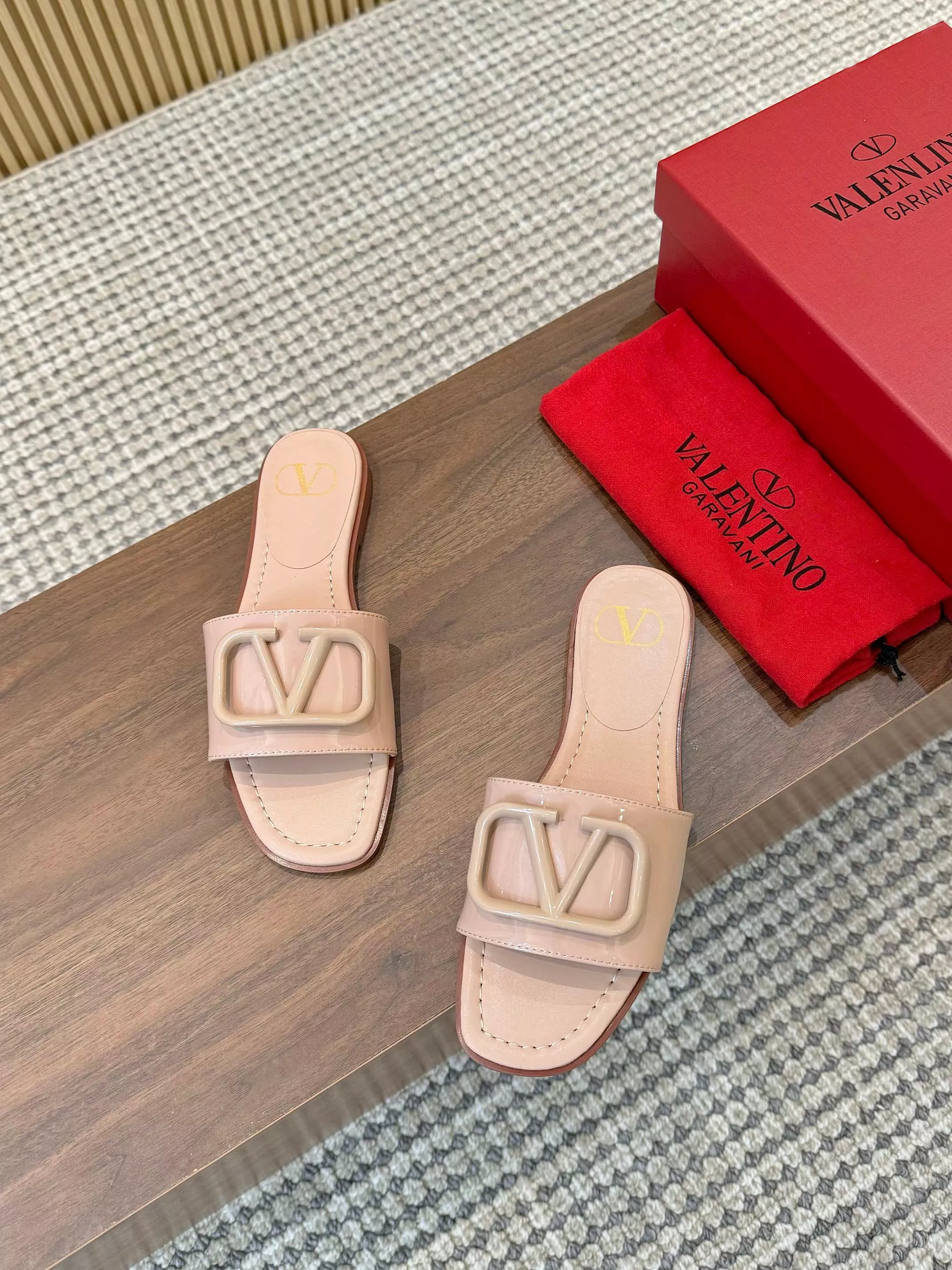 Comfortable 1723 Valentino Slippers For Women