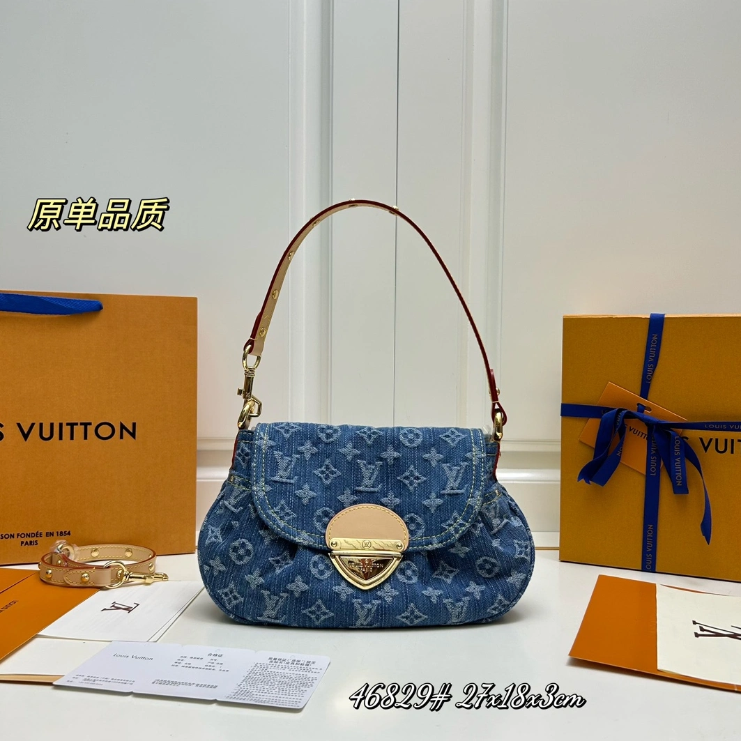 Comfortable 1770 Louis Vuitton AAA Quality Shoulder Bags For Women