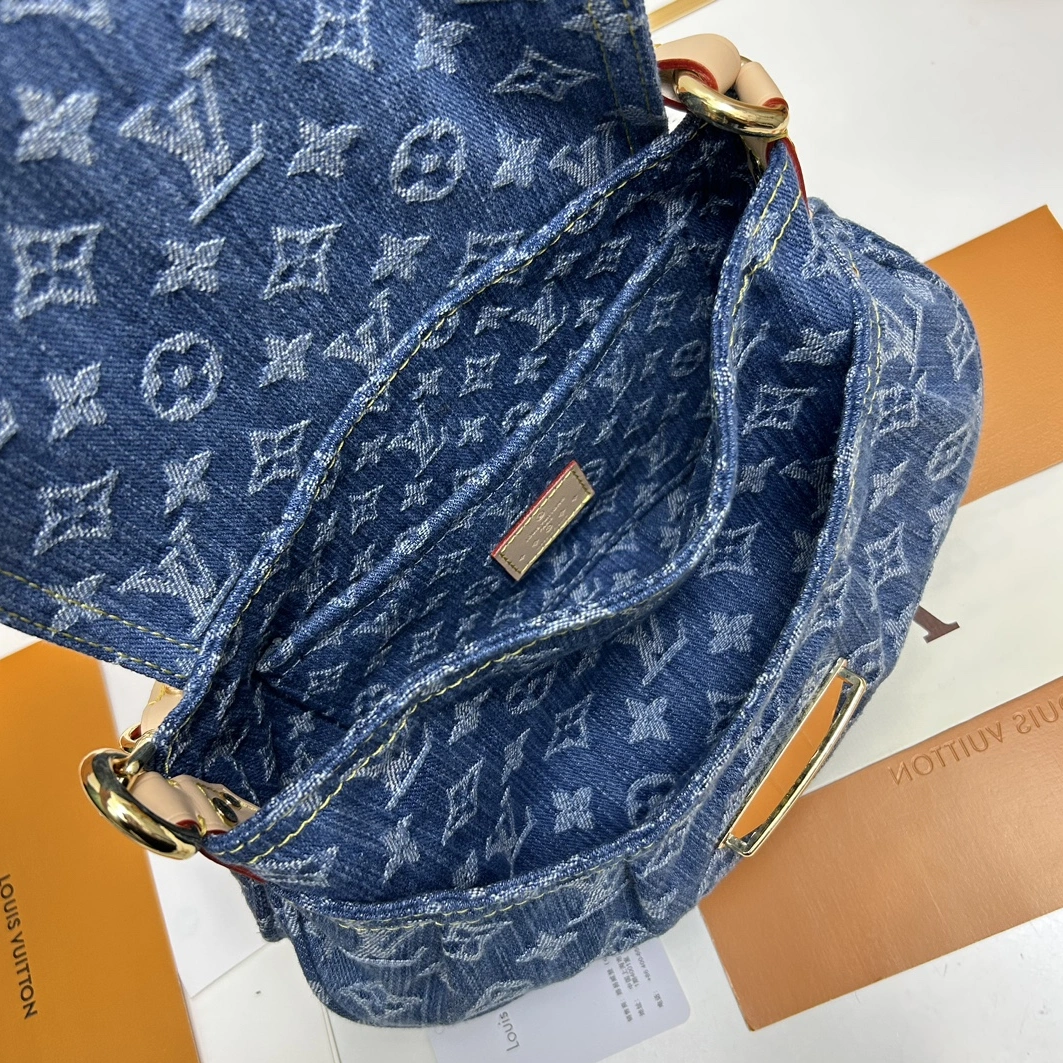 Comfortable 1770 Louis Vuitton AAA Quality Shoulder Bags For Women