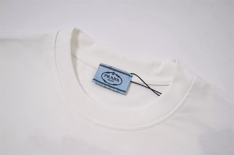 Comfortable 1778 Prada T-Shirts Short Sleeved For Unisex
