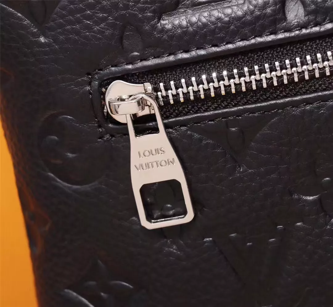 Comfortable 1779 Louis Vuitton AAA Man Wallets