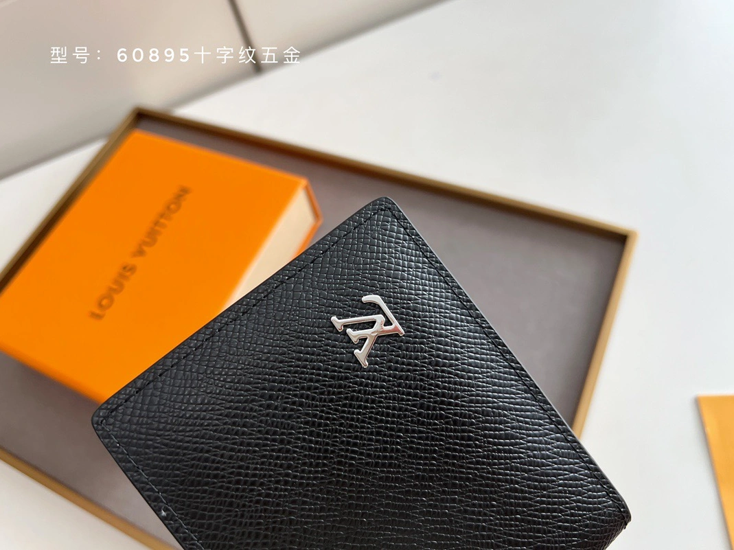 Comfortable 179 Louis Vuitton LV Wallets