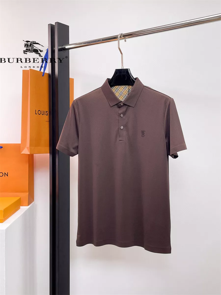 Comfortable 1927 Burberry T-Shirts Short Sleeved For Men