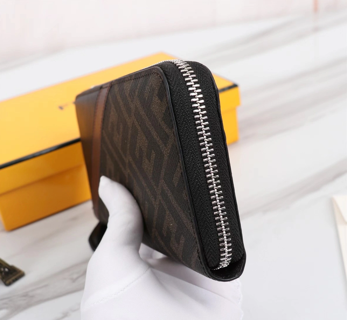Comfortable 1934 Fendi AAA Quality Wallet For Unisex