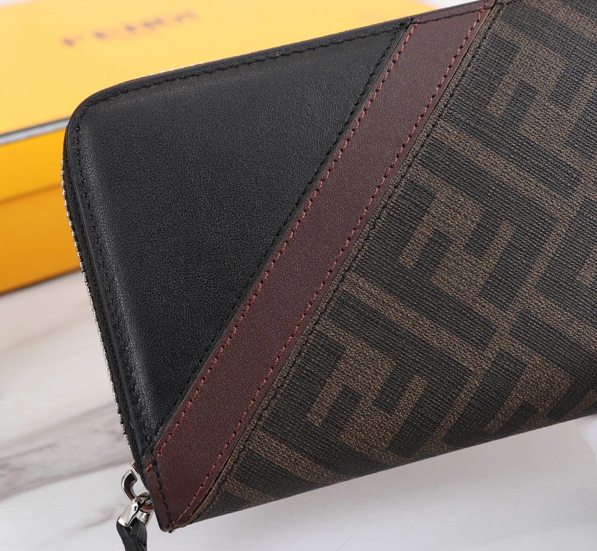 Comfortable 1934 Fendi AAA Quality Wallet For Unisex