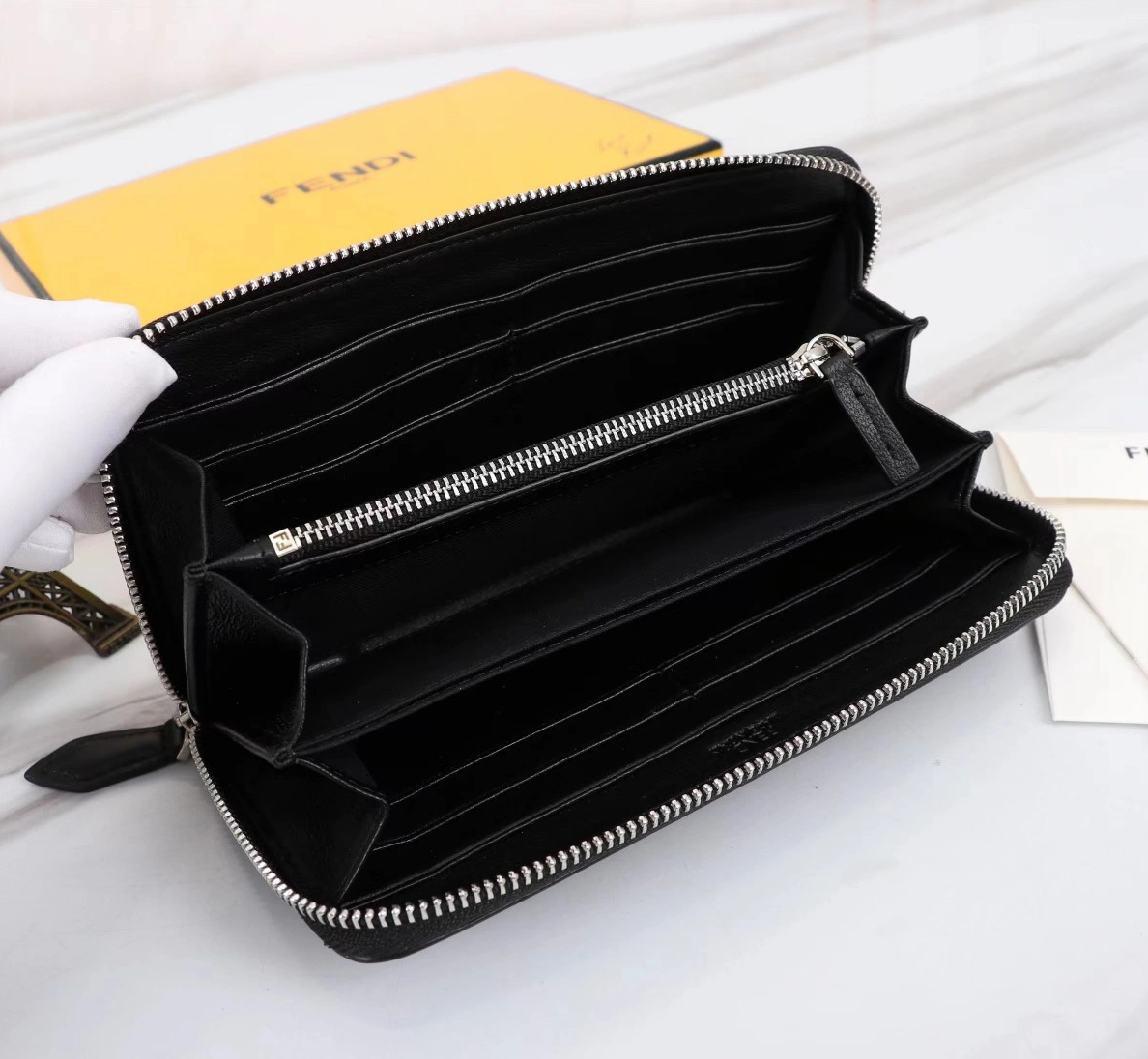 Comfortable 1934 Fendi AAA Quality Wallet For Unisex