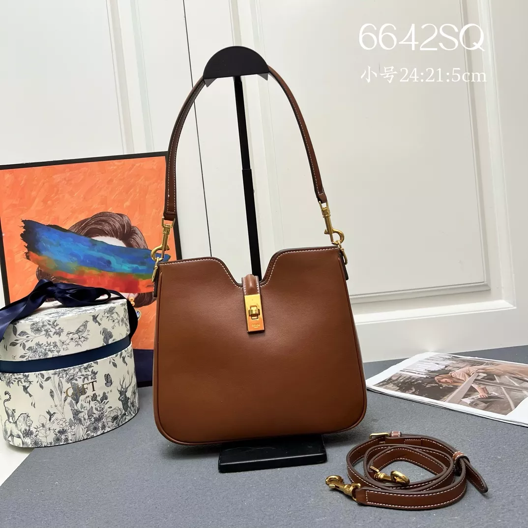 Comfortable 2003 Celine AAA Quality Shoulder Bags For Women
