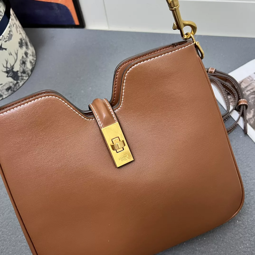 Comfortable 2003 Celine AAA Quality Shoulder Bags For Women