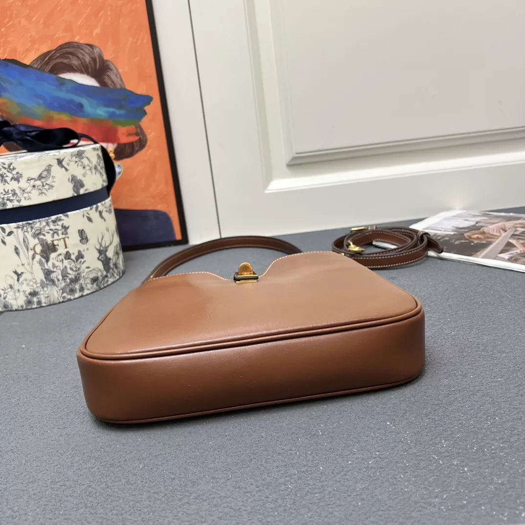 Comfortable 2003 Celine AAA Quality Shoulder Bags For Women