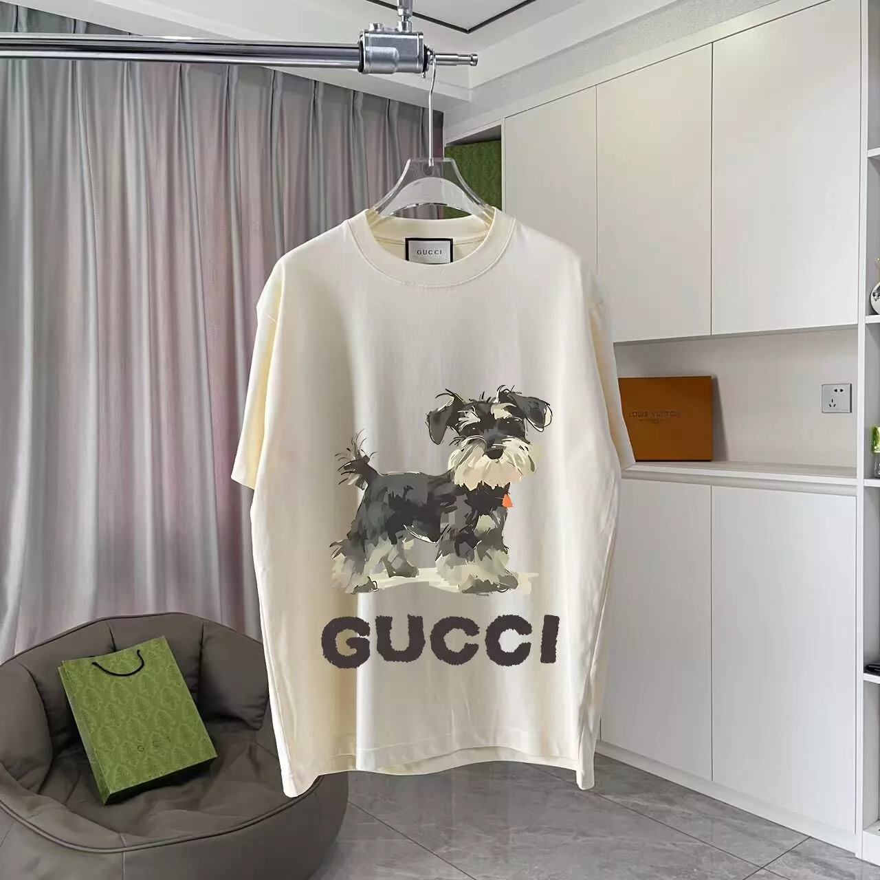Comfortable 207 Gucci T-Shirts Short Sleeved For Unisex