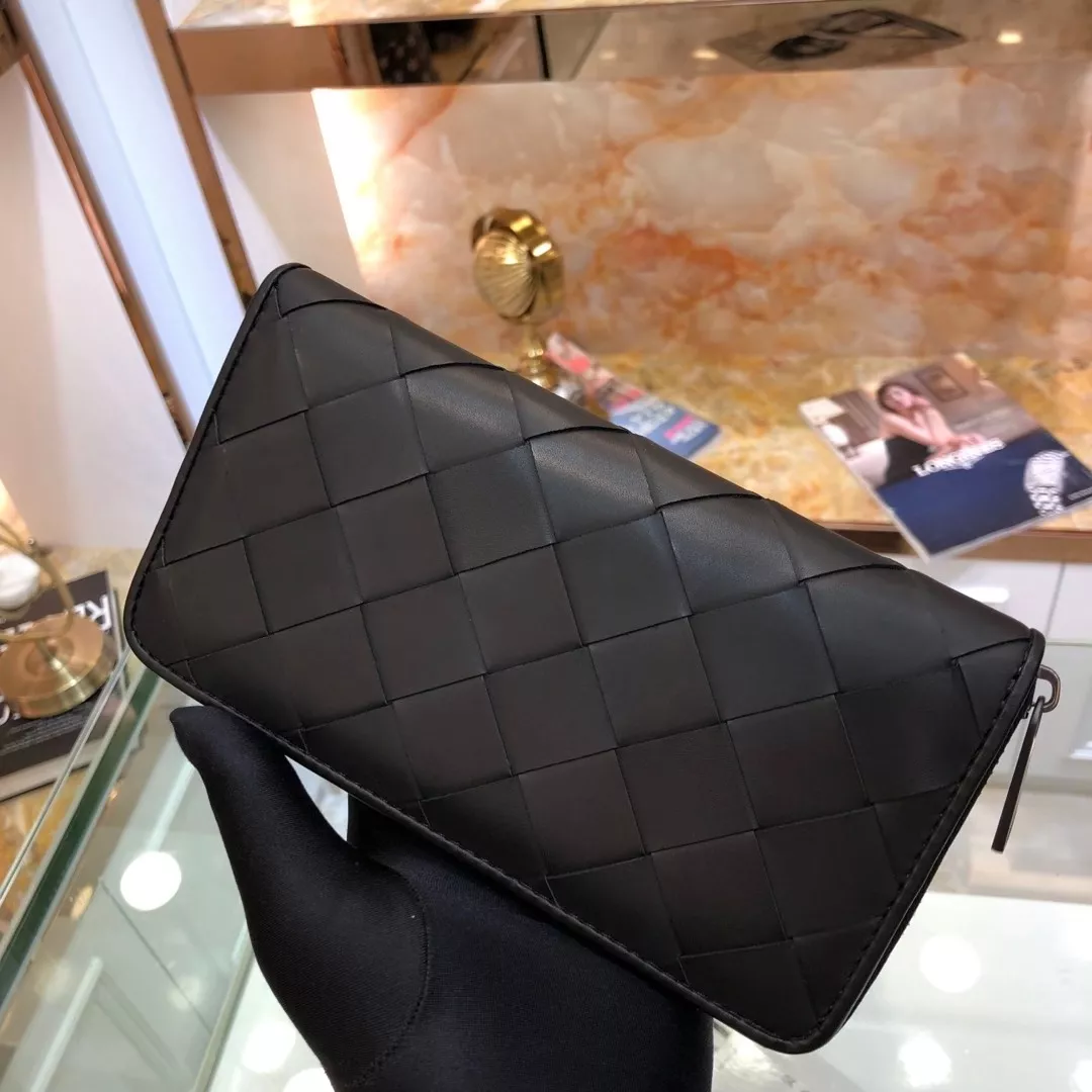 Comfortable 2111 Bottega Veneta AAA Man Wallets