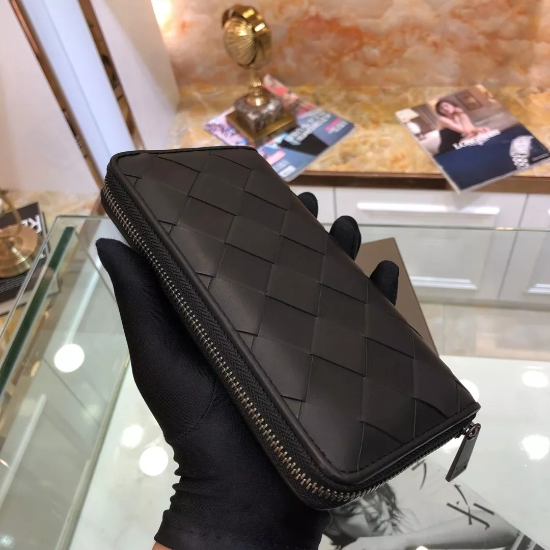 Comfortable 2111 Bottega Veneta AAA Man Wallets