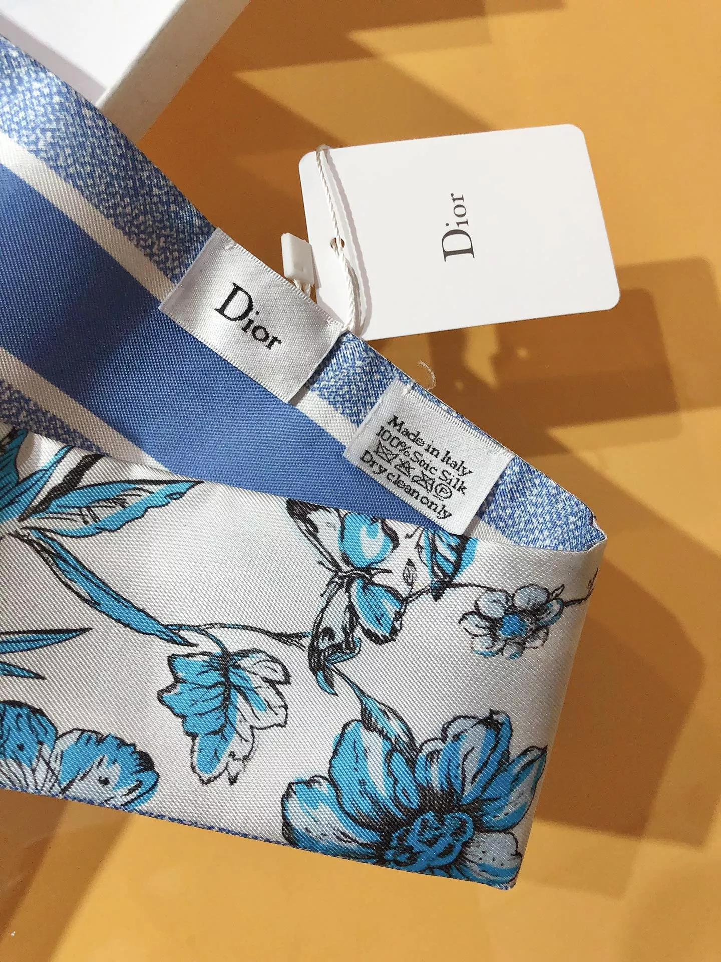 Comfortable 2113 Christian Dior Silk Scarf