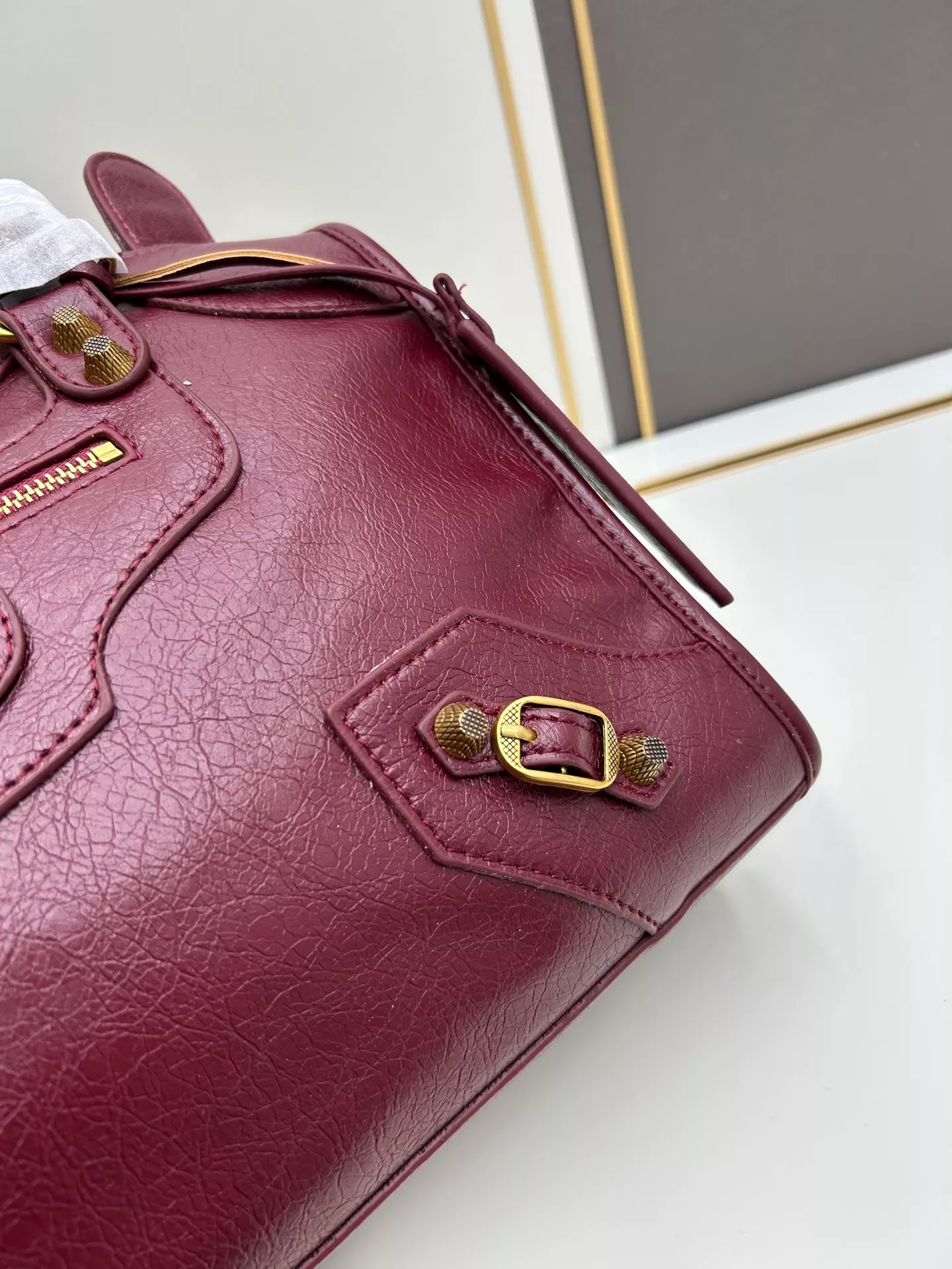 Comfortable 2223 Balenciaga AAA Quality Handbags For Women