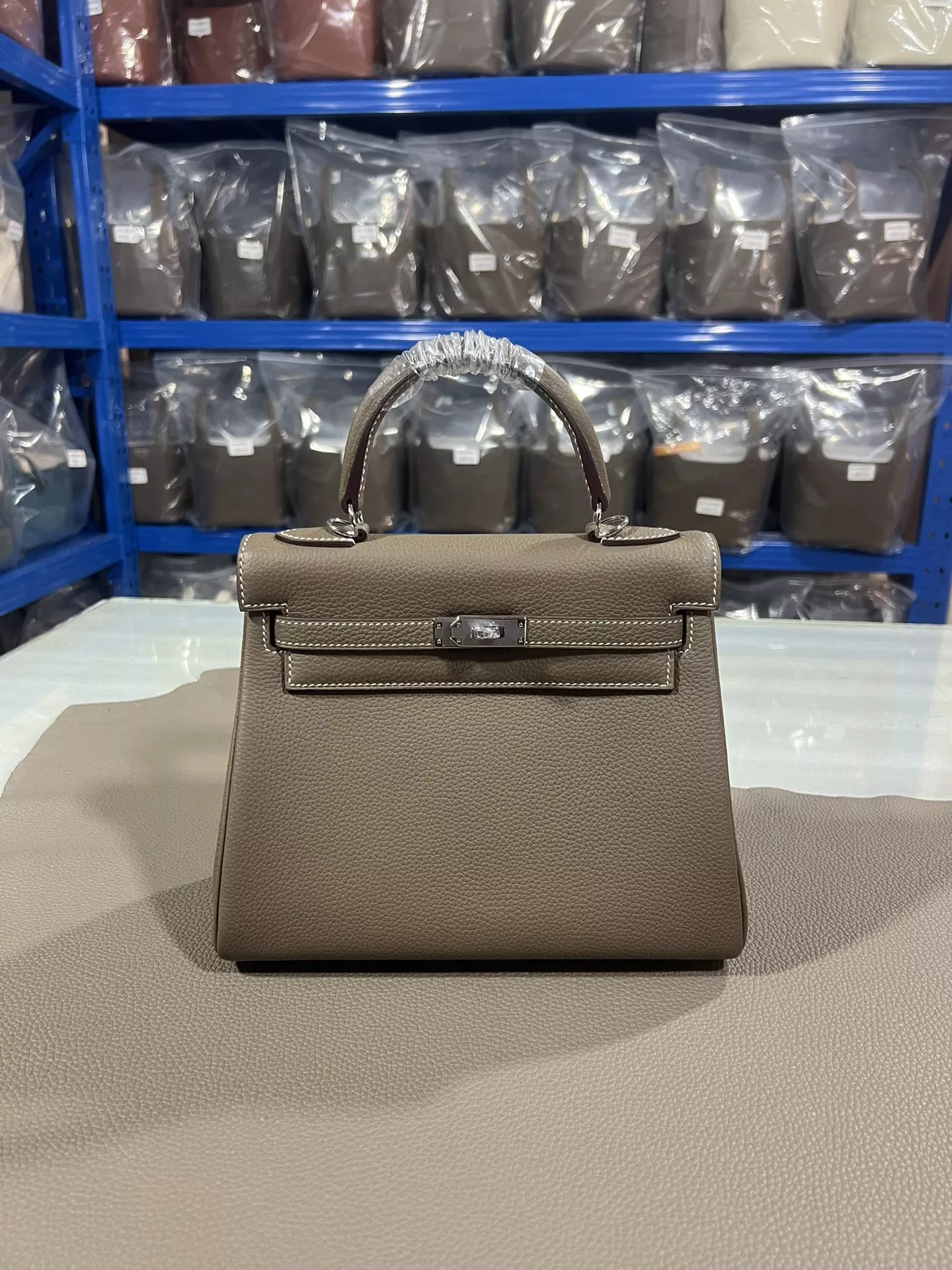 Comfortable 224 Hermes AAA Quality Handbags For Women
