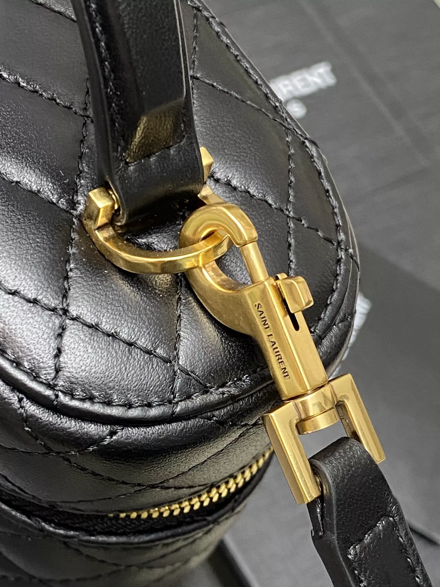 Comfortable 2274 Yves Saint Laurent YSL AAA Messenger Bags For Women