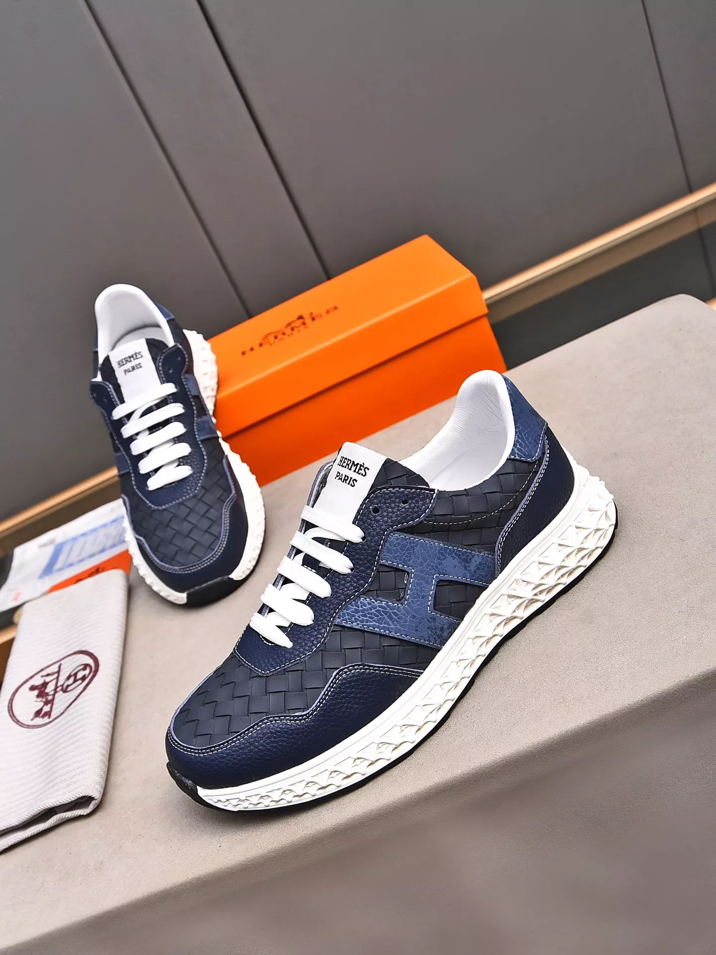 Comfortable 2321 Hermes Casual Shoes For Men
